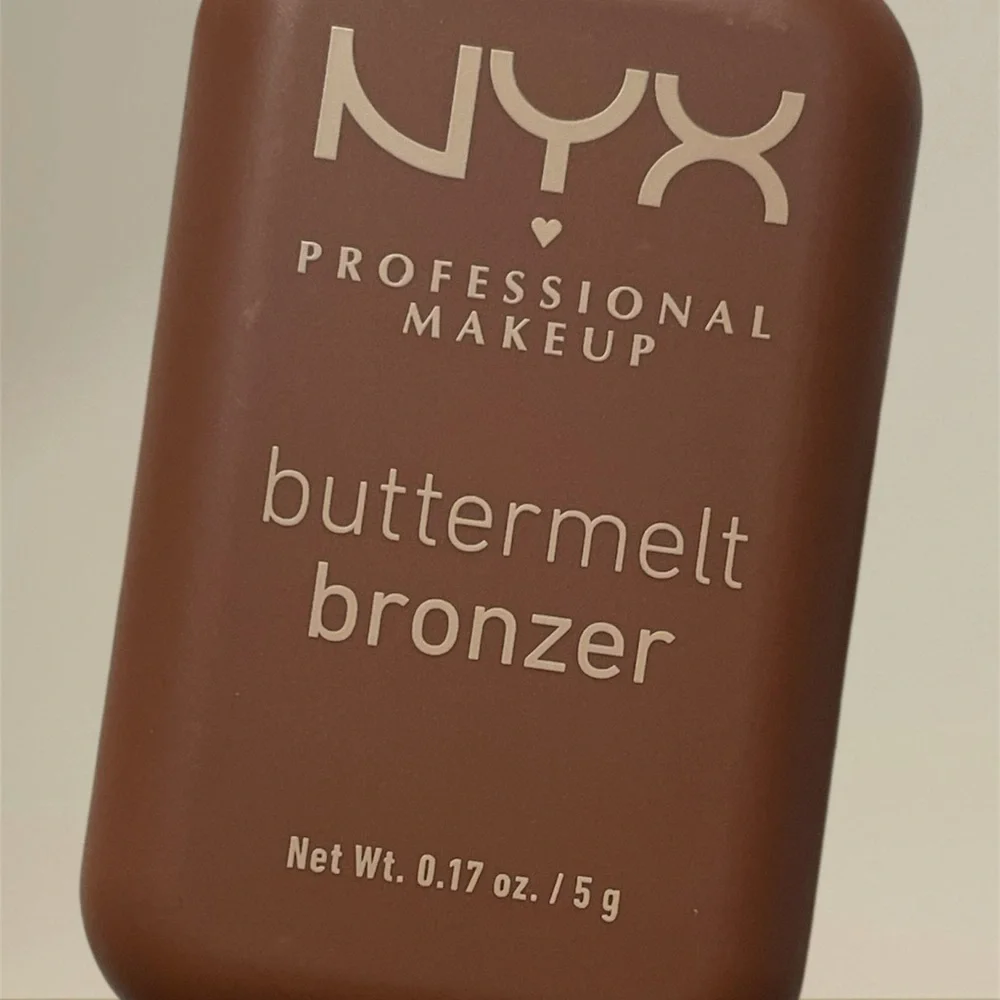 NYX Professional Makeup Buttermelt Bronzer in Do Butta (Deep Golden)